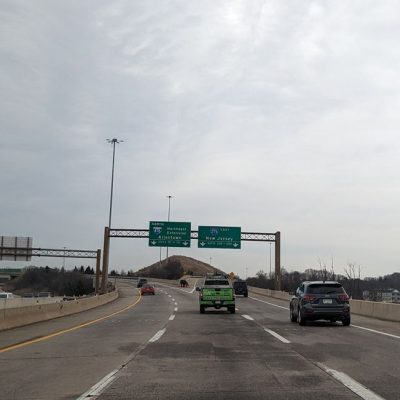 Oklahoma City, OK – Multi-Vehicle Crash on I-40 EB at MacArthur Blvd Leaves Injuries